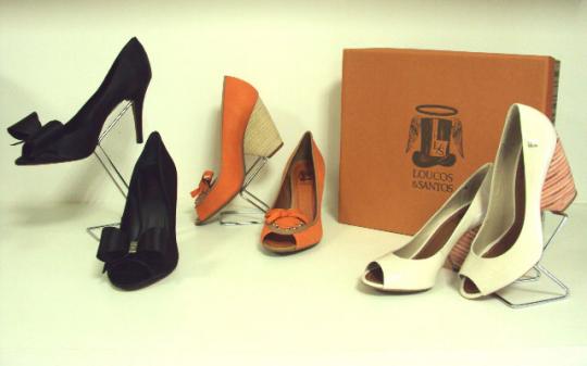 sapatos loucos e santos