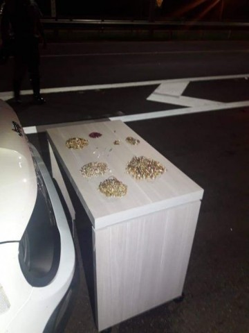 Pol�cia Rodovi�ria apreende entre Bauru e Ja� joias roubadas em Dracena