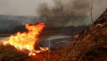 Defesa Civil diz que 13 cidades de S�o Paulo seguem com focos de inc�ndio