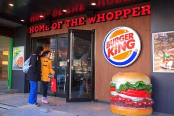 Burger King deve pagar R$ 1 milho por jornada abusiva