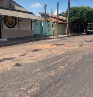 Prefeitura d incio  ''Operao Tapa Buracos'' em Osvaldo Cruz