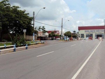 Obras geram desvio na alameda Pedro Ciciliatti
