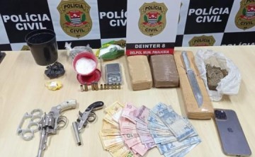 Casa localizada no centro de Pauliceia � alvo de opera��o policial nesta quinta-feira, 01