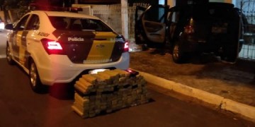 Homem � preso ao ser flagrado com 144 tabletes de maconha em rodovia de Rubi�cea