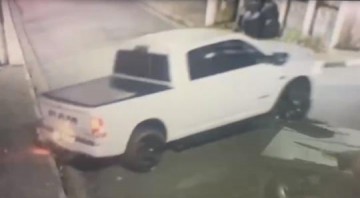 Pol�cia investiga jogadores do Corinthians por embriaguez ao volante e amea�a ap�s batida de carro