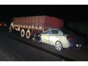 Batida traseira na SP-421 mata homem e deixa mulher e crian�a gravemente feridas