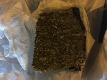 Homem � detido com maconha no centro de Osvaldo Cruz