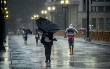 Defesa Civil alerta para chuvas de at sbado na regio