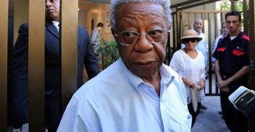 Ator Milton Gon�alves � internado ap�s sofrer AVC