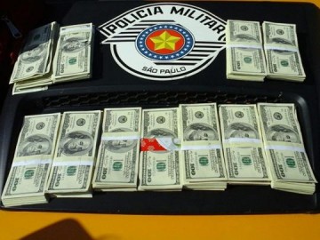 Polcia Rodoviria prende irms peruanas com mais de 99 mil dlares falsificados
