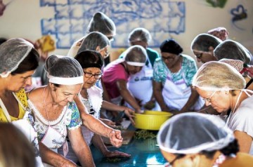 Associa��o S�ndrome de Down, Senar e Prefeitura fazem curso de processamento de legumes