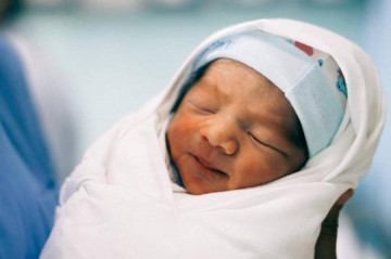 Os nomes de bebs mais escolhidos em 2018 foram Miguel e Helena