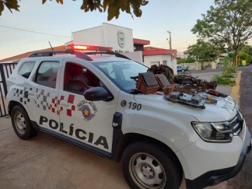 Pol�cia Militar de In�bia Paulista desarticula quadrilha especializada em furto de m�dulo de caminh�o e recupera pe�as furtadas