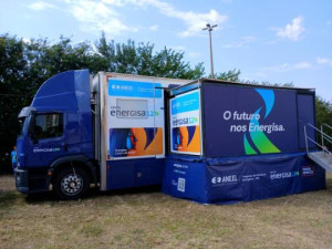 Unidade m�vel do Nossa Energia visita 39 cidades e substitui mais de 36 mil l�mpadas de fam�lias de baixa renda