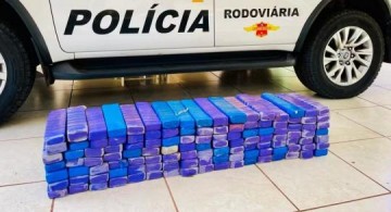 Motorista e passageiro s�o presos com 119 tabletes de maconha escondidos em porta-malas de carro, em Rancharia