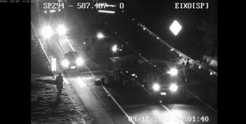 Cavalo solto na pista causa grave acidente e mata uma pessoa de Osvaldo Cruz