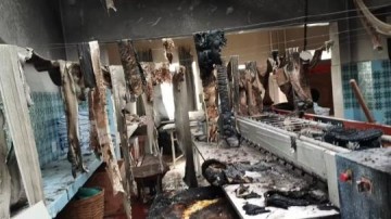 Inc�ndio atinge lavanderia da Santa Casa de Adamantina