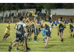 Projeto Soccer Star de Osvaldo Cruz brilha e conquista dois t�tulos na Copa Sul Am�rica da Paz em Lav�nia