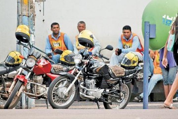 Contran torna obrigat�rio curso para mototaxistas