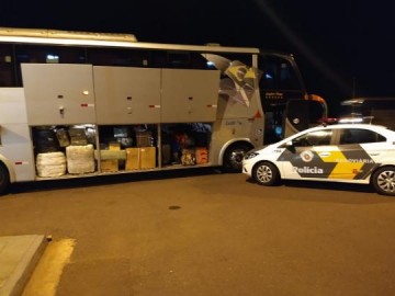 Mercadorias vindas do Paraguai s�o apreendidas durante fiscaliza��o policial na SP-270