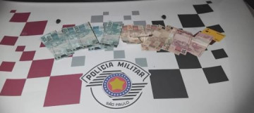 Suspeito de furto � detido e objetos s�o recuperados pela pol�cia em Sagres