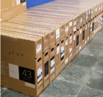 Prefeitura de Osvaldo Cruz entrega 30 televisores para a rede municipal de ensino, adquiridos com recursos de emenda parlamentar