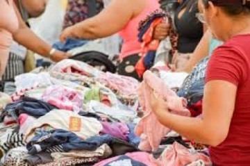 Fundo Social promove doa��o de roupas nesta quarta-feira no Gin�sio Luiz Carlos Scalco (anexo � Escola Max Wirth)