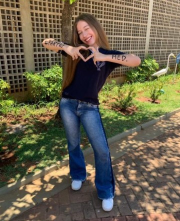 Aluna da Escola Sesi de Osvaldo Cruz consegue nota 980 no Enem