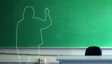 Faltam professores para 17% das aulas do novo ensino m�dio em SP