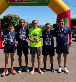 Programa Um Salto Para a Vida conquista tr�s primeiros lugares em corrida em Flora Rica