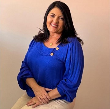 Vera Morena � reeleita prefeita de Osvaldo Cruz