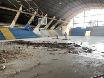 Come�a a reforma no Conjunto Esportivo em Osvaldo Cruz