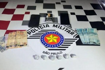 M�e e filha s�o flagradas com drogas no Jardim Brasil em Adamantina