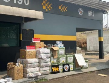 Pol�cia Rodovi�ria apreende quase 23 mil produtos estrangeiros sem documenta��o fiscal em Adamantina
