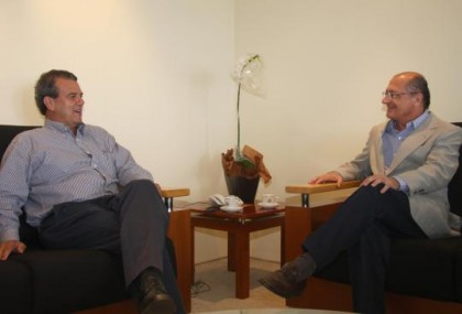 O Deputado estadual Dilador Borges junto ao governador de So Paulo, Geraldo Alckmin
