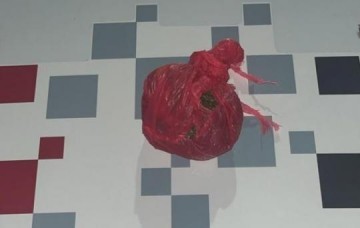 Pol�cia Militar prende homem por tr�fico de drogas, em Luc�lia; acusado alega que comprou o entorpecente em Osvaldo Cruz