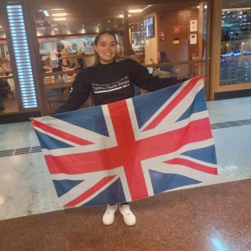 Aluna da Etec Amim Jundi est� participando de Interc�mbio na Inglaterra