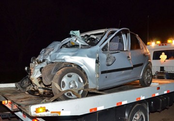 Jovem morre ap�s acidente na Roberto Rollemberg em Birigui