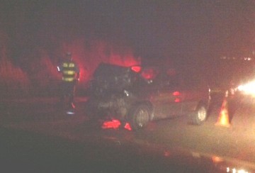 Grave acidente na vicinal de Sagres nesta sexta envolve dois ve�culos e deixa tr�s em estado grave