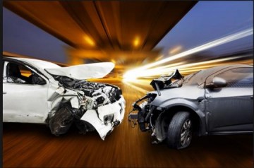 Capotamento de carro deixa duas mulheres feridas na Rodovia Comandante Jo�o Ribeiro de Barros