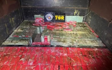 PARAPU�: Homem � preso ao transportar mais de duas toneladas de maconha escondidas em fundo falso de carreta