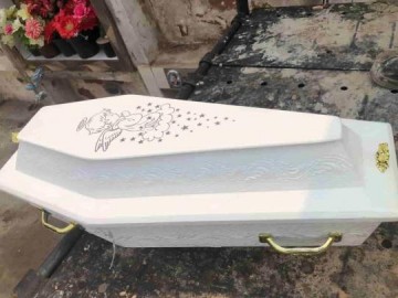 Beb� encontrado morto em estrada rural � enterrado como indigente