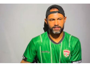 Ex-goleiro Bruno est� foragido ap�s descumprir condi��es da liberdade condicional