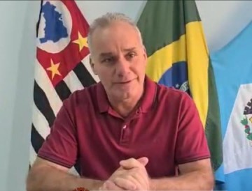 VDEO: Prefeito Beto Pires encaminha projeto de lei que vai elevar piso bsico do funcionalismo para R$ 1.630,00