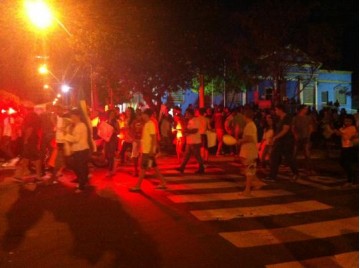 Blog do Giu: OC d� exemplo de cidadania em protesto pac�fico