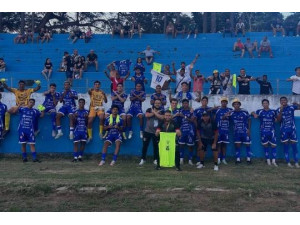 Equipe do �guia de Marab� sofre acidente com �nibus; preparador morre