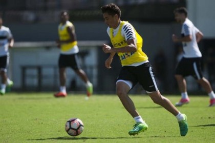 Matheus Ribeiro ter a primeira chance na lateral esquerda do Peixe (Foto: Ivan Storti/Santos FC)