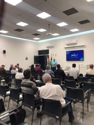 Cmara Tcnica AGROPLIC promove palestra sobre a Cultura do Avocado Hass em Osvaldo Cruz