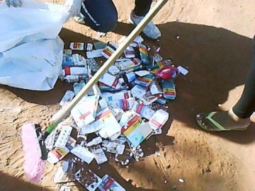 Absurdo: Civil apreende rem�dios jogados em vala da rua Pol�nia