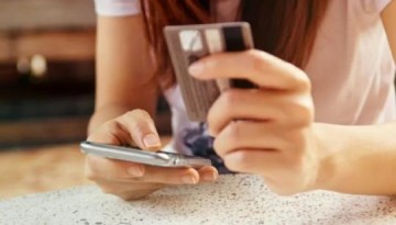 ICMS sobe em dez estados e compras 'de blusinhas' podem custar mais R$10